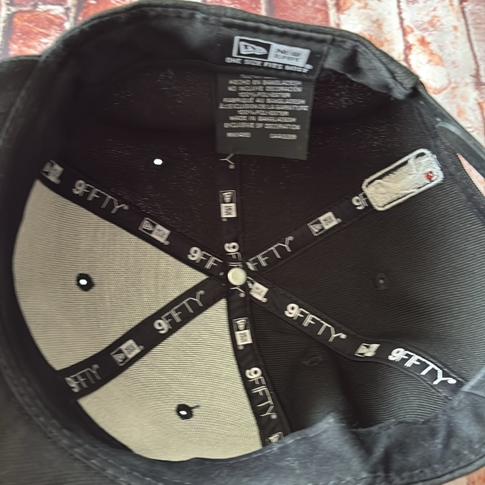 Iowa Wolves Hat - Picture 7 of 9